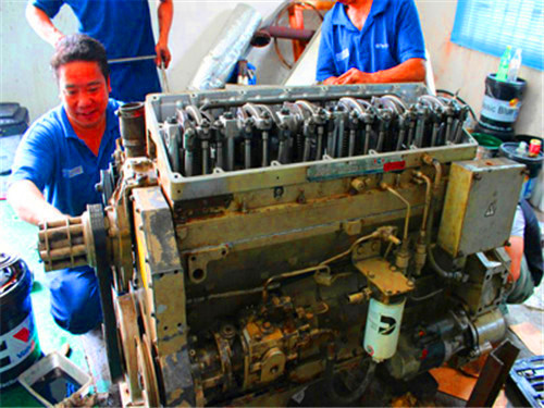 康明斯柴油發(fā)動(dòng)機(jī)、柴油發(fā)電機(jī)組、工程機(jī)械康明斯動(dòng)力特約維修保養(yǎng)服務(wù)站