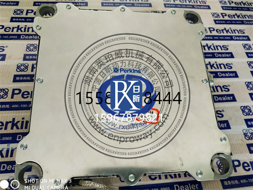 探秘C4.4珀金斯1104D-E44TA發(fā)動機(jī)電腦板T435124，工業(yè)動力的智慧大腦